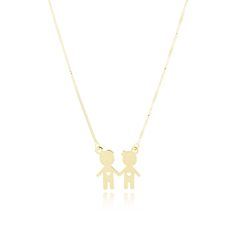 Colar com Pingente De Dois Meninos Banhado em Ouro 18k